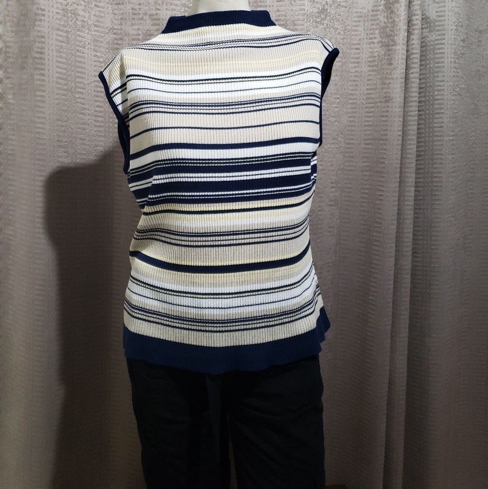 Striped tank top size L(SPUNKY)